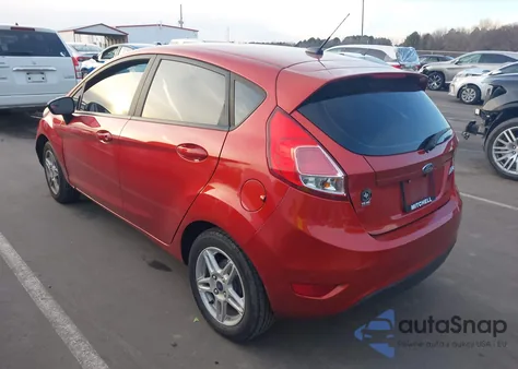 2018 Ford Fiesta Se z USA, uszkodzony, nr VIN 3FADP4EJ9JM129185
